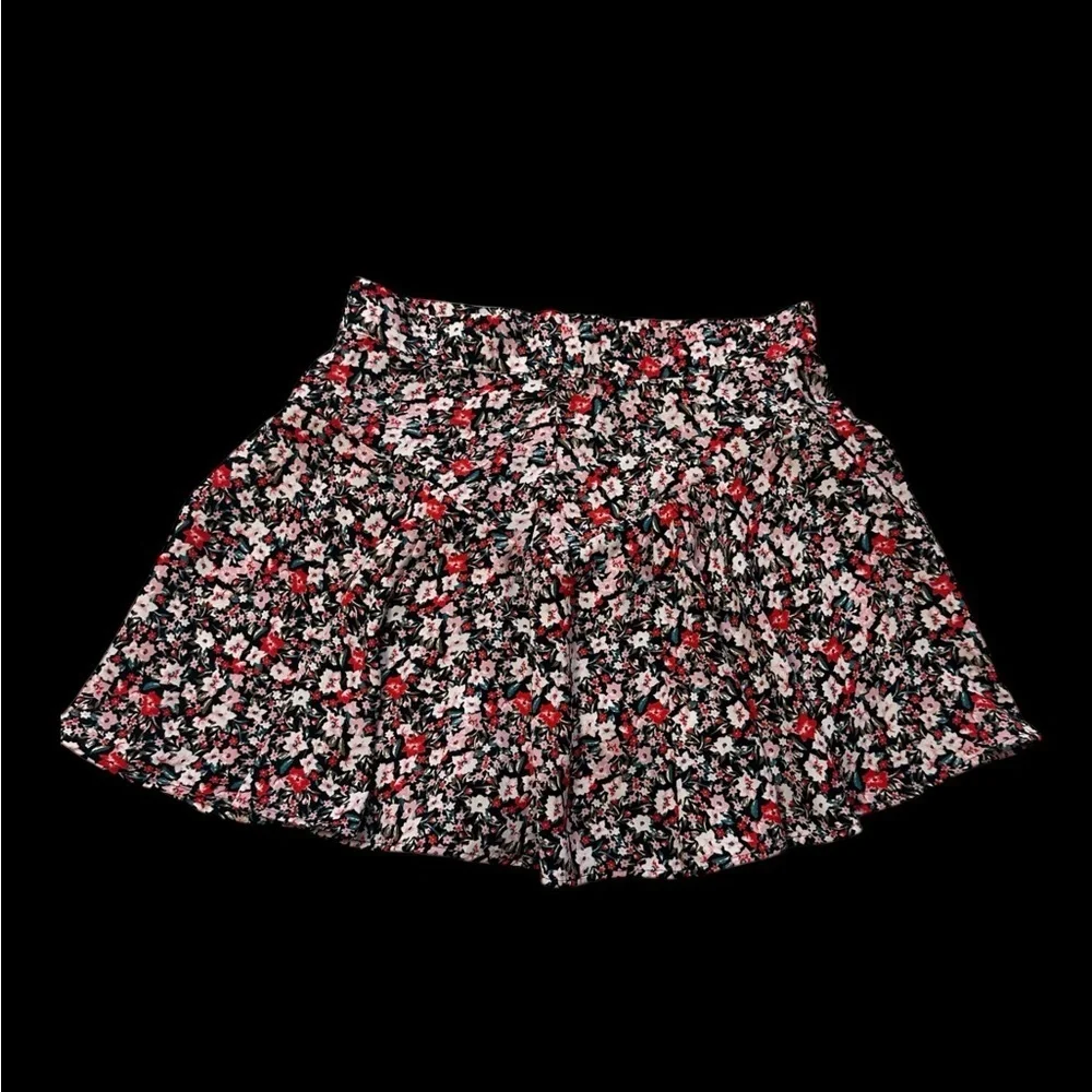 Zara Black Floral Skater Skirt - Picture 4 of 5